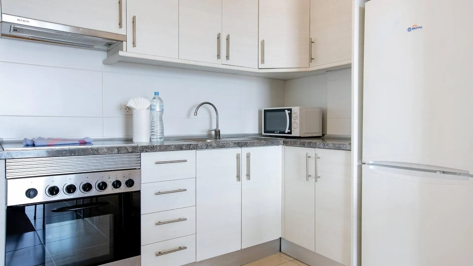 Apartment Caleta Sea View 2 Адехе Испания